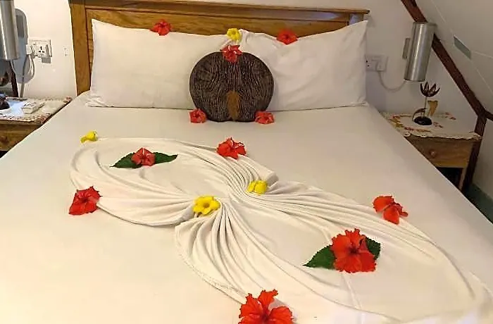 La Digue Island Отель 4*